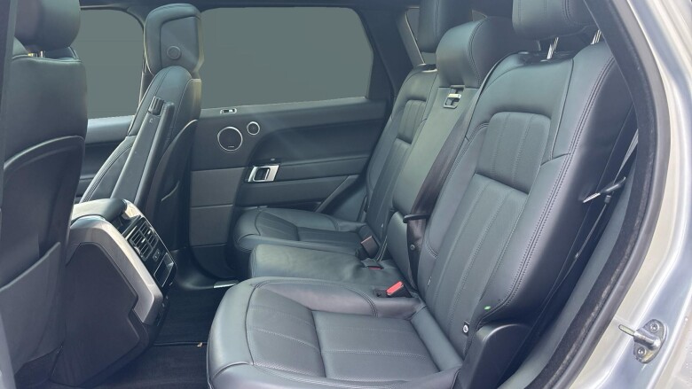 Land Rover Range Rover Sport 3.0 D300 HSE Silver 5dr Auto Diesel Estate